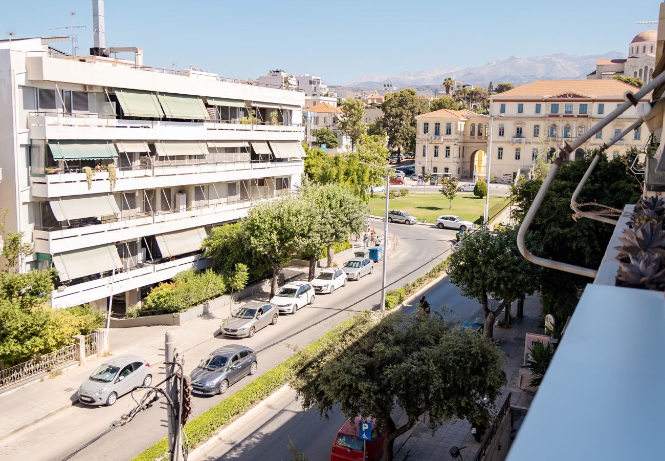 Apartment in Chania - Central 2BR Designer Apt