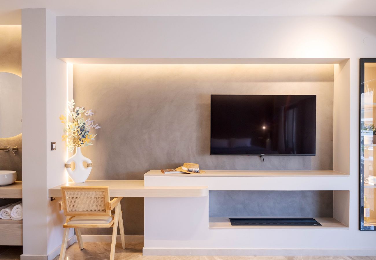 Apartment in Chania - Elegant City Apartment