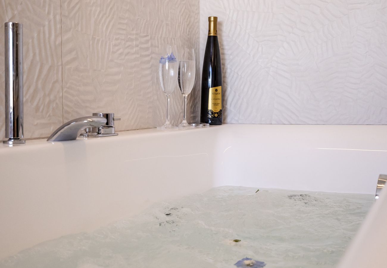 Apartment in Chania - Elegant City Apartment