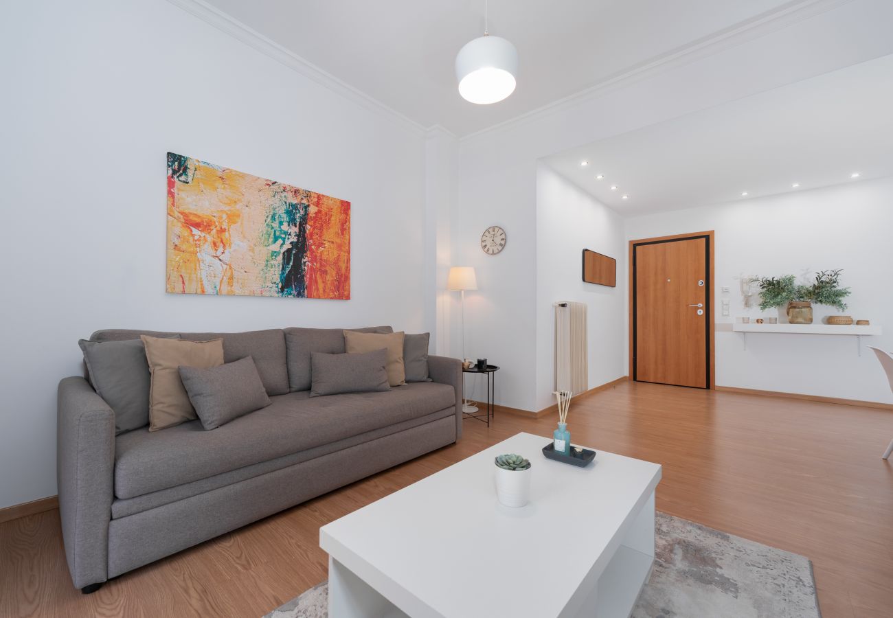 Apartment in Zografou - Modern 2 Bedrooms apartment, 5 mins walk to metro & Park