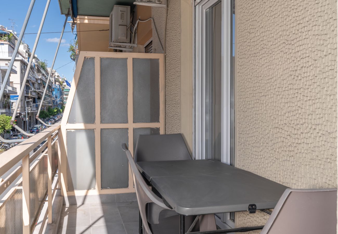 Apartment in Zografou - Modern 2 Bedrooms apartment, 5 mins walk to metro & Park