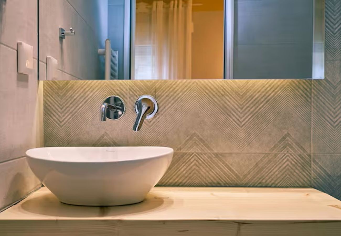 Apartment in Athens - Spacious 4 Bedrooms & 4 bathrooms Apartment in Neos Kosmos