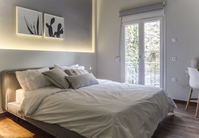 Apartment in Athens - Stylish & Artistic Apartment in Athens Center
