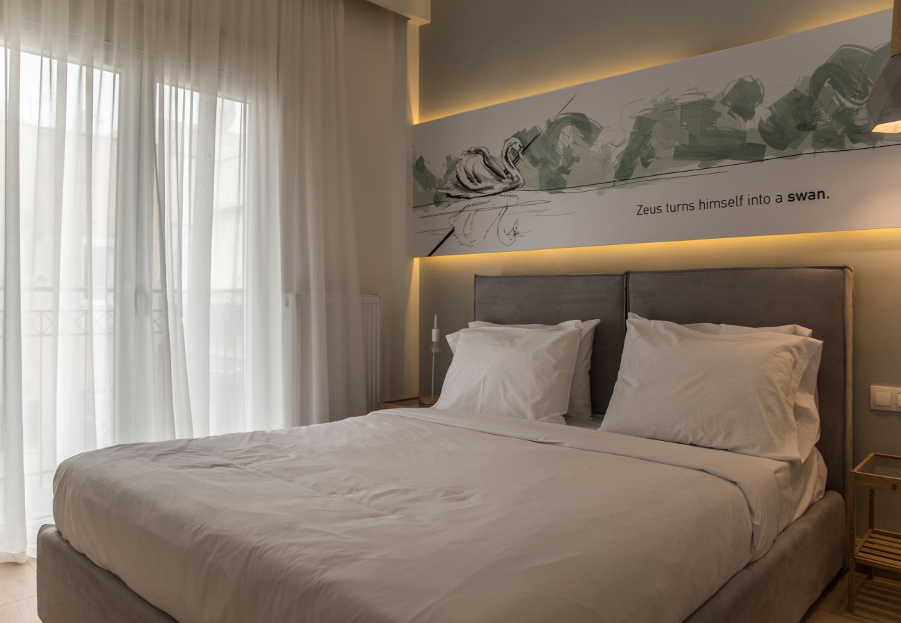 Apartment in Athens - Stylish Penthouse with Superb Lycabettus Hill View