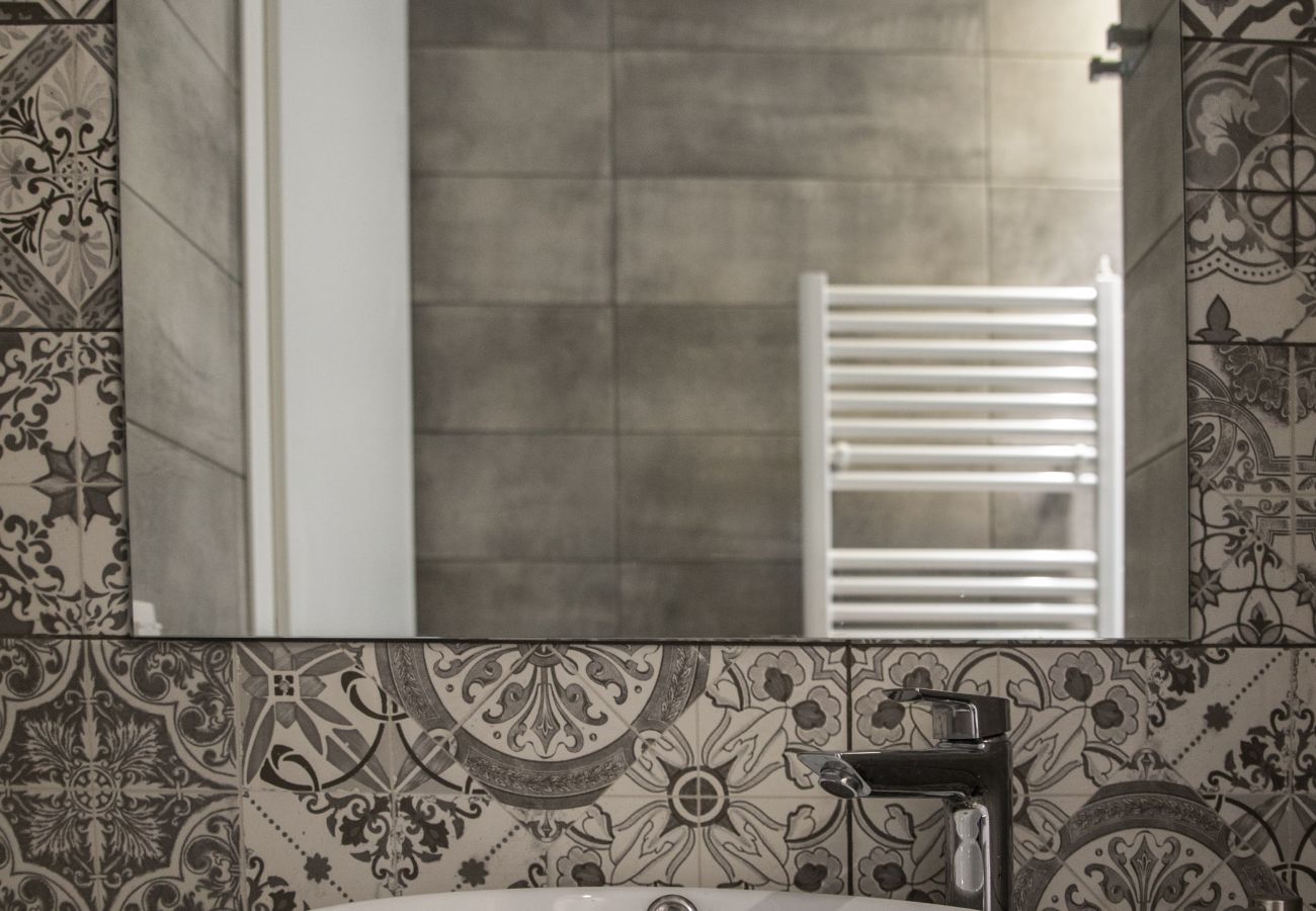 Apartment in Athens - Stylish Penthouse with Superb Lycabettus Hill View