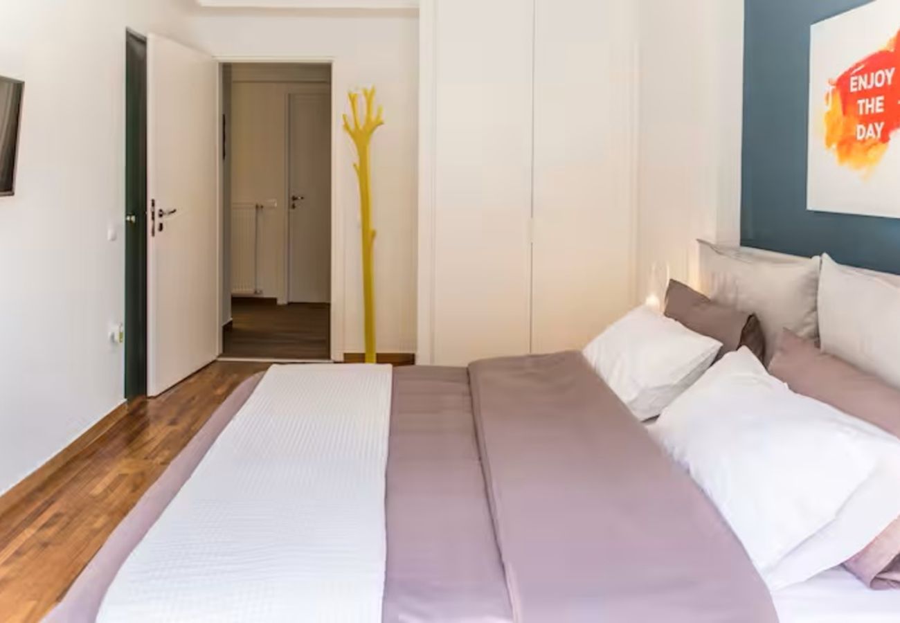 Apartment in Athens - The Athens Insider apartment in Koukaki, 4 Bedrooms and 3 bathrooms close to Plaka