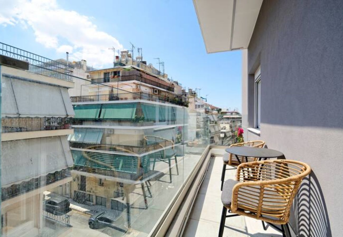 Apartment in Athens - Beautiful 2 Bedrooms Apartment w/Balcony in Central Athens