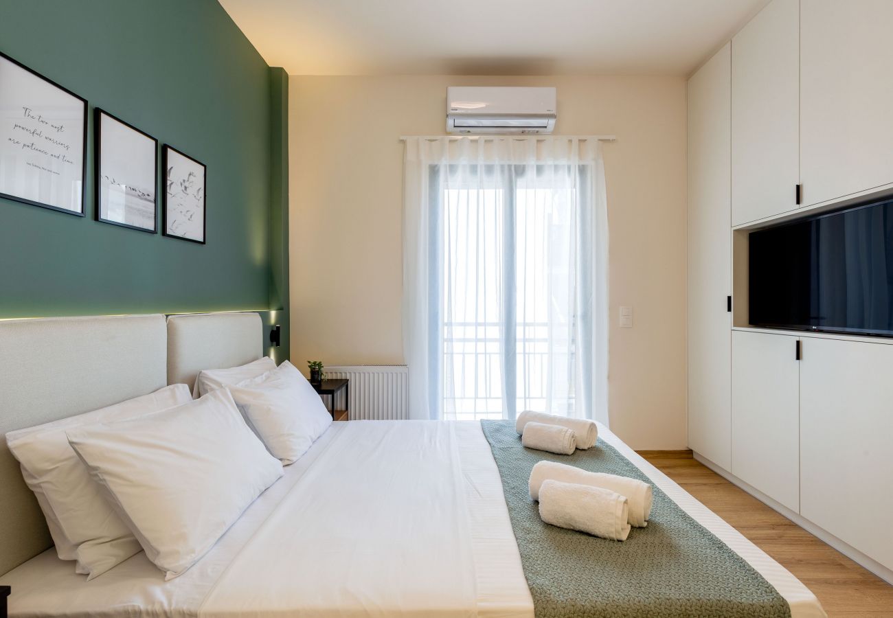 Apartment in Athens - Luxury 2 Bedroom Apartment near Filopappou Hill