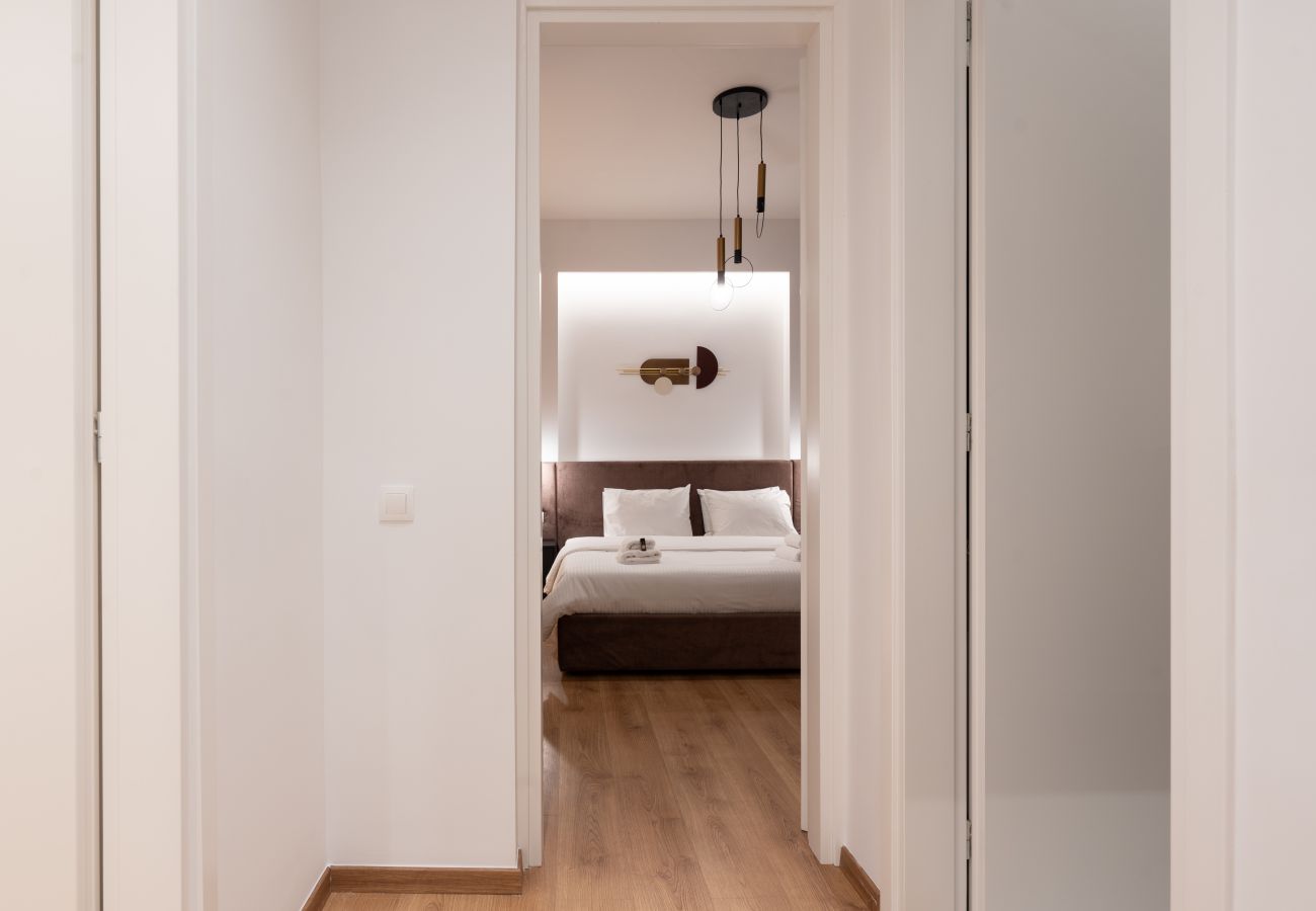 Apartment in Athens - Upscale Athens Luxury 4 Bedrooms Apartment