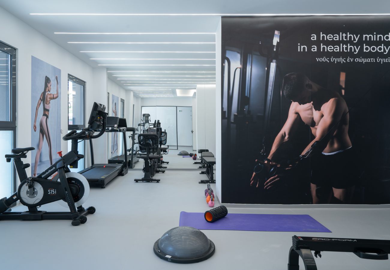 Apartment in Kallithea - THE EDGE Luxurious Penthouse Shared Gym