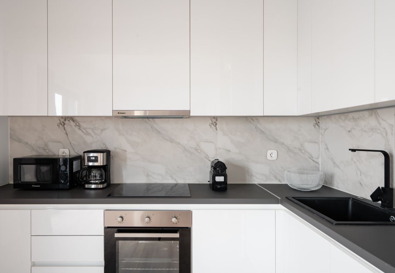 Apartment in Kallithea - THE EDGE Luxurious Penthouse Shared Gym