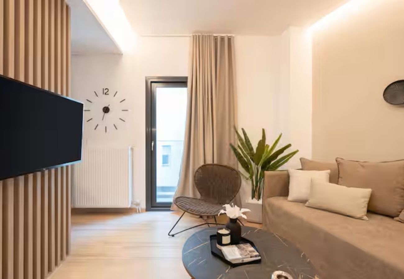 Apartment in Kallithea - Athens Luxury - “The Edge” Apartment with Gym