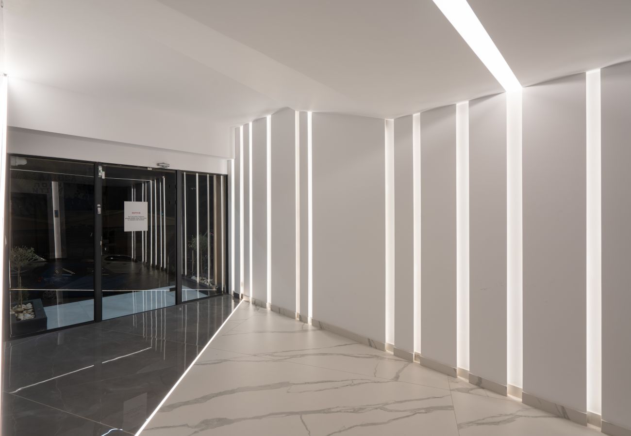 Apartment in Kallithea - Athens Luxury - “The Edge” Apartment with Gym