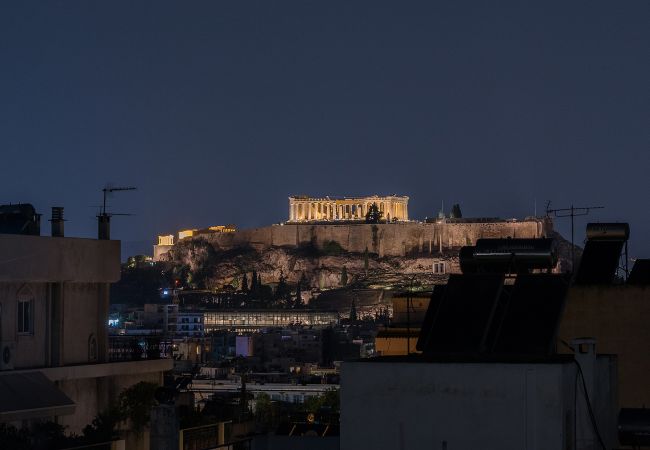 Apartment in Athens - Duplex Penthouse with Sauna & Acropolis View