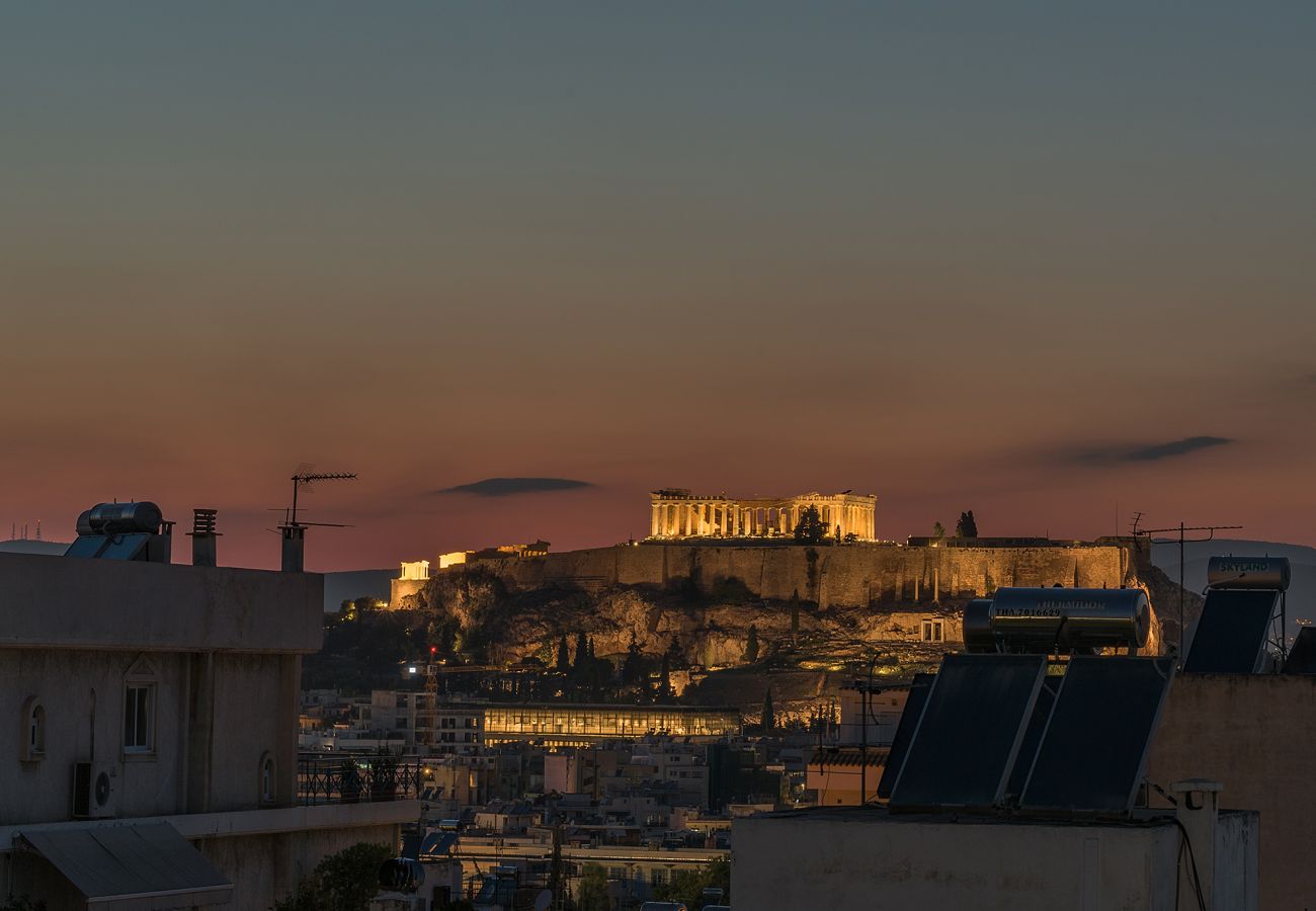 Apartment in Athens - Duplex Penthouse with Sauna & Acropolis View