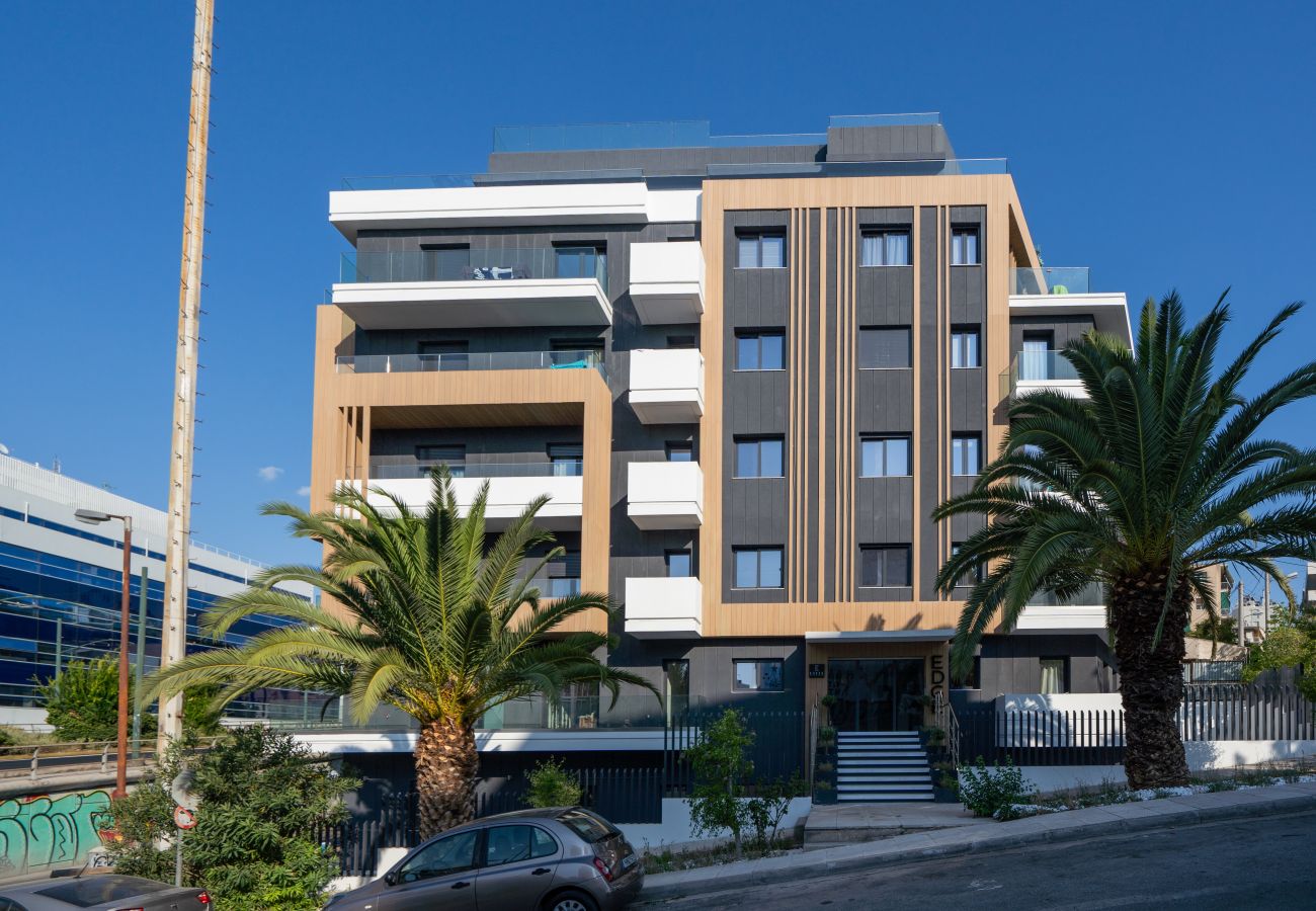 Apartment in Kallithea - Elegant Apartment at the Edge : Pool & Gym