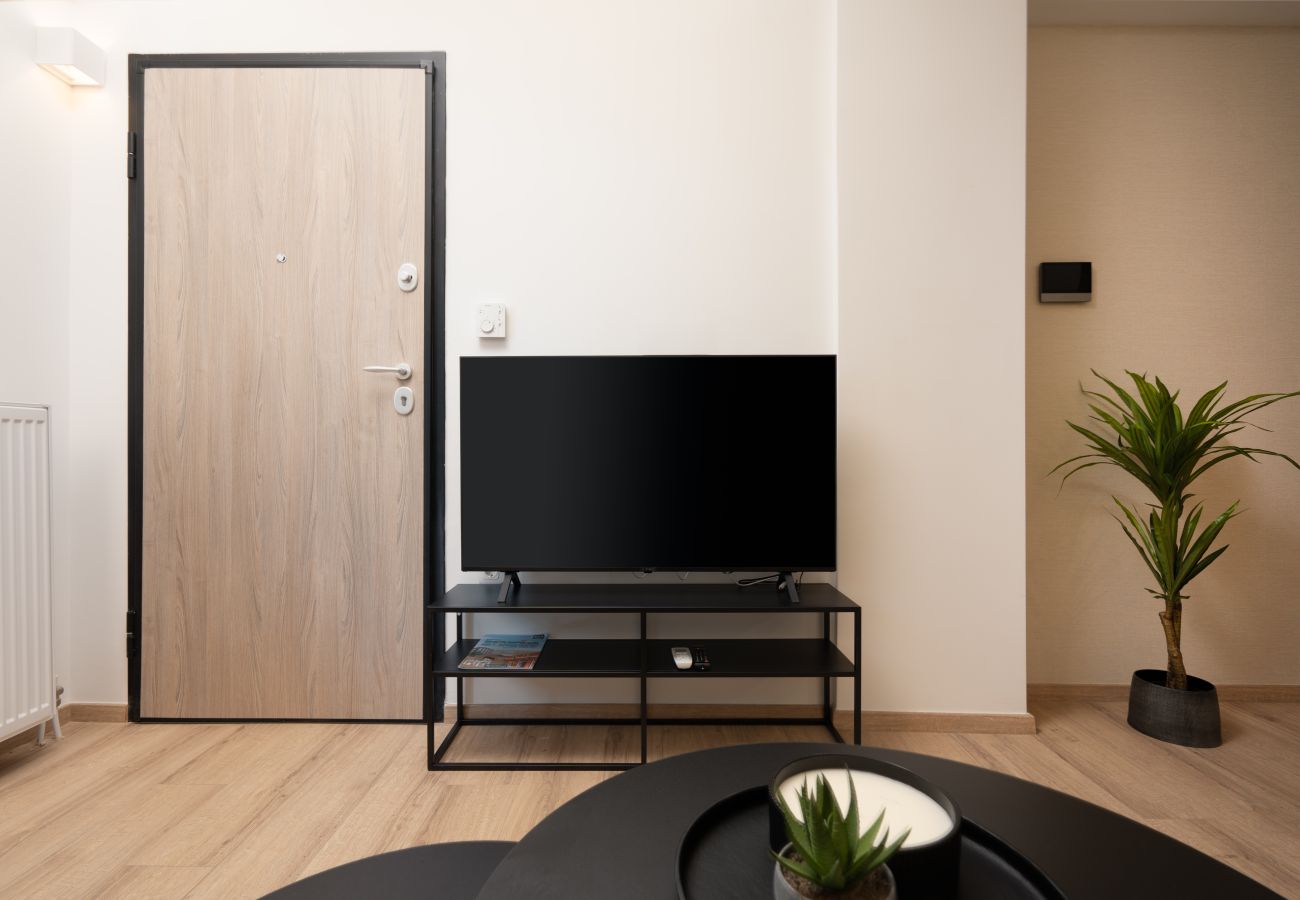 Apartment in Kallithea - * THE EDGE * Designer apartment With Gym & Pool
