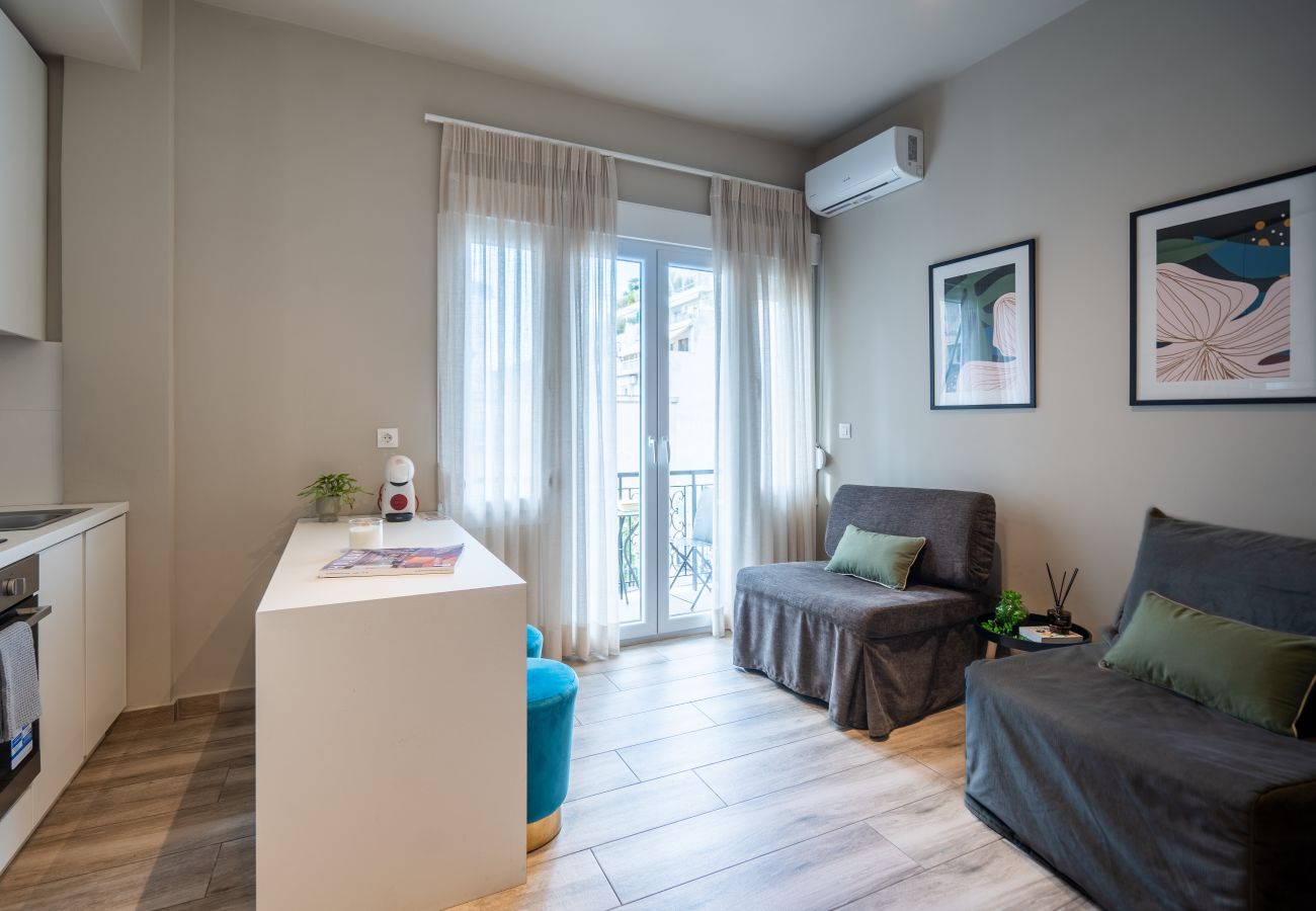 Apartment in Athens - Modern Apartment n Exarchia with Balcony & Gym