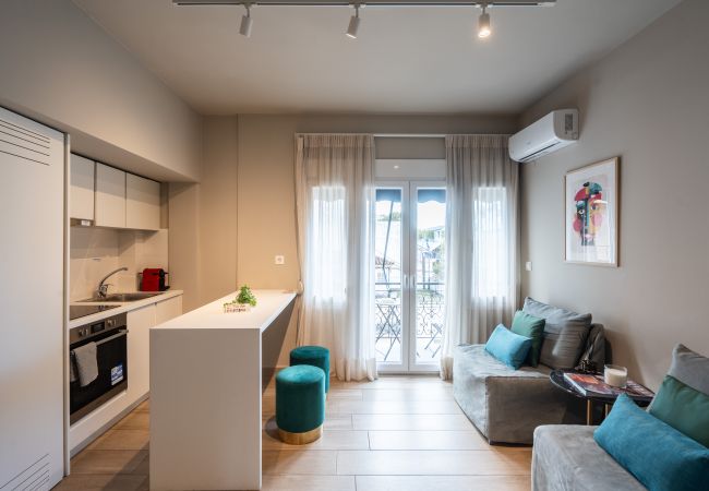 Apartment in Athens - Modern Apartment in Exarchia with Balcony & Gym