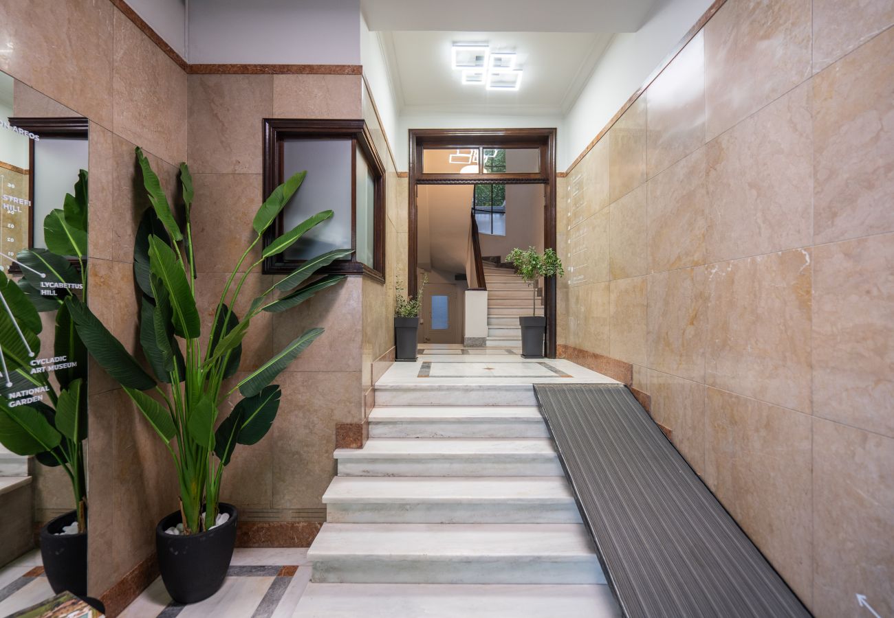 Apartment in Athens - Relaxing Studio in Exarchia with Gym & Laundry