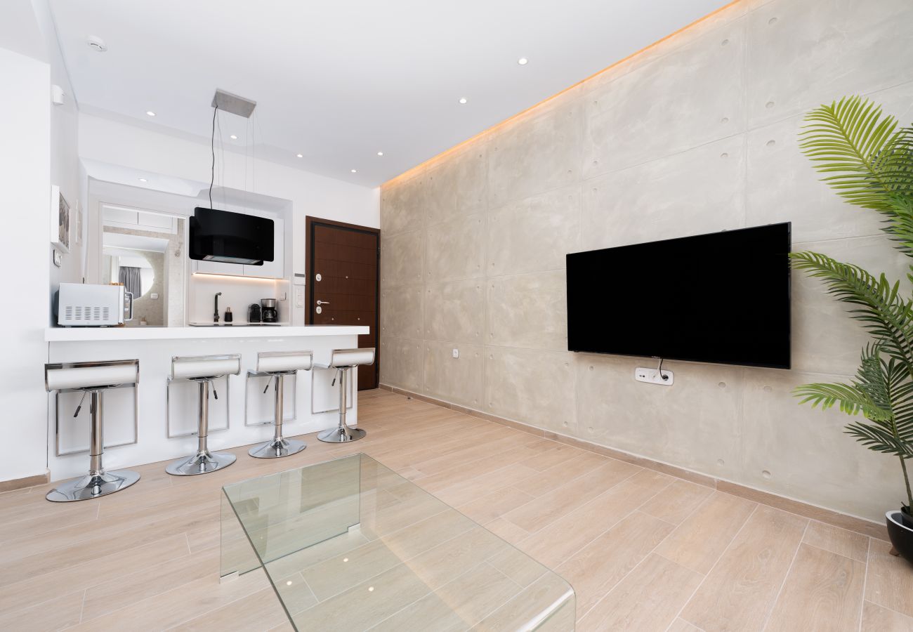 Apartment in Athens - Stylish Central Apartment 4 mins walk to Syntagma