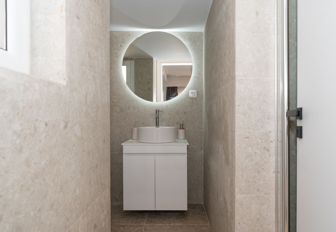 Apartment in Athens - Stylish Central Apartment 4 mins walk to Syntagma
