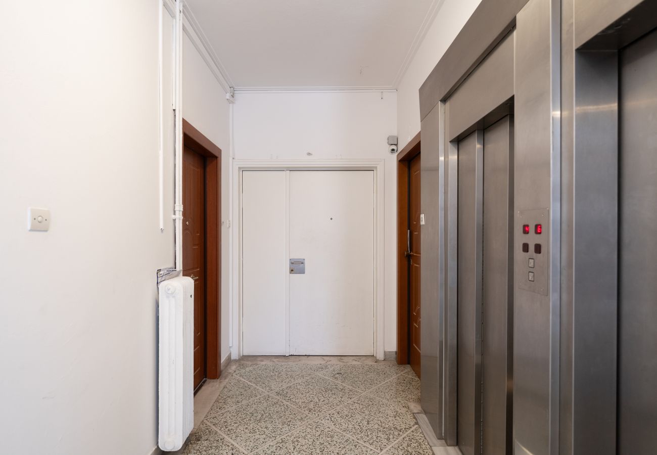 Apartment in Athens - Stylish Central Apartment 4 mins walk to Syntagma