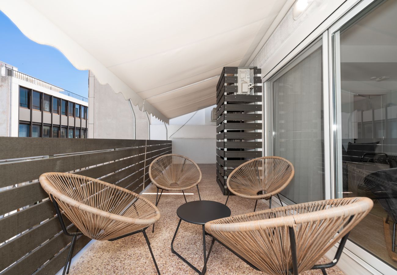 Apartment in Athens - Stylish Central Apartment 4 mins walk to Syntagma
