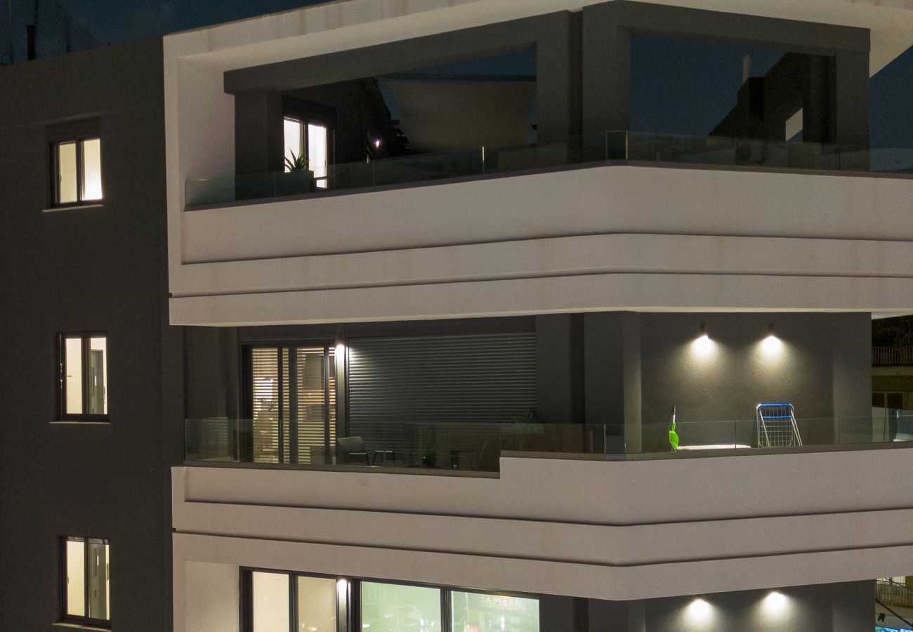 Apartment in Athens - *Kosmos Residence* Luxury & Modern Apartment