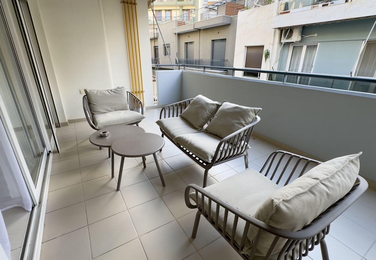 Apartment in Athens - Minimalist 2 Bedroom Apartment with Balcony