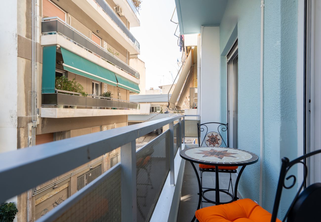 Apartment in Athens - Luxury Comfort in Athens - Walk to Varnava Square