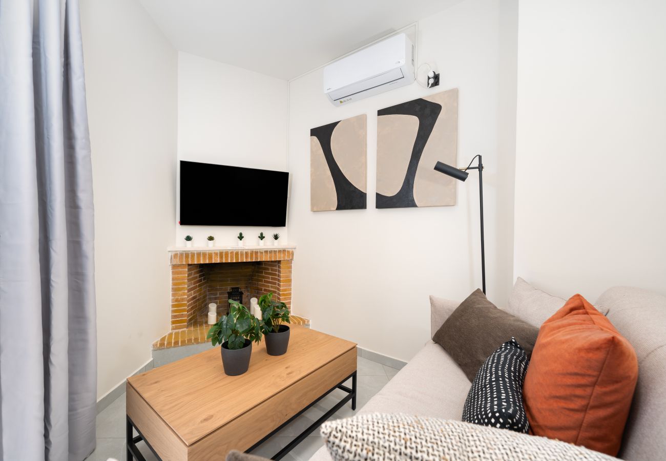 Apartment in Athens - Acropolis View - Stylish City Penthouse