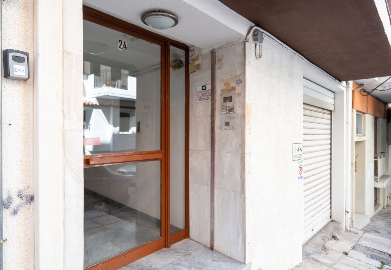 Apartment in Piraeus - Spacious Luxury Apartment | Near Piraeus Port