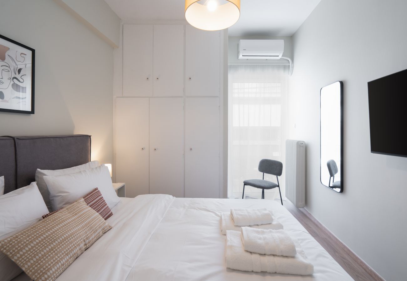 Apartment in Piraeus - Spacious Luxury Apartment | Near Piraeus Port