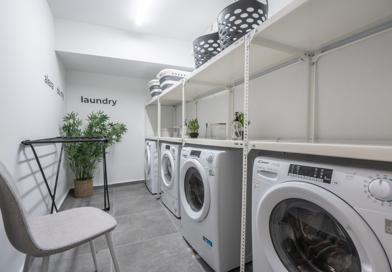 Studio in Athens - Silk Athens | Mini suite with Gym, Laundry & Pool