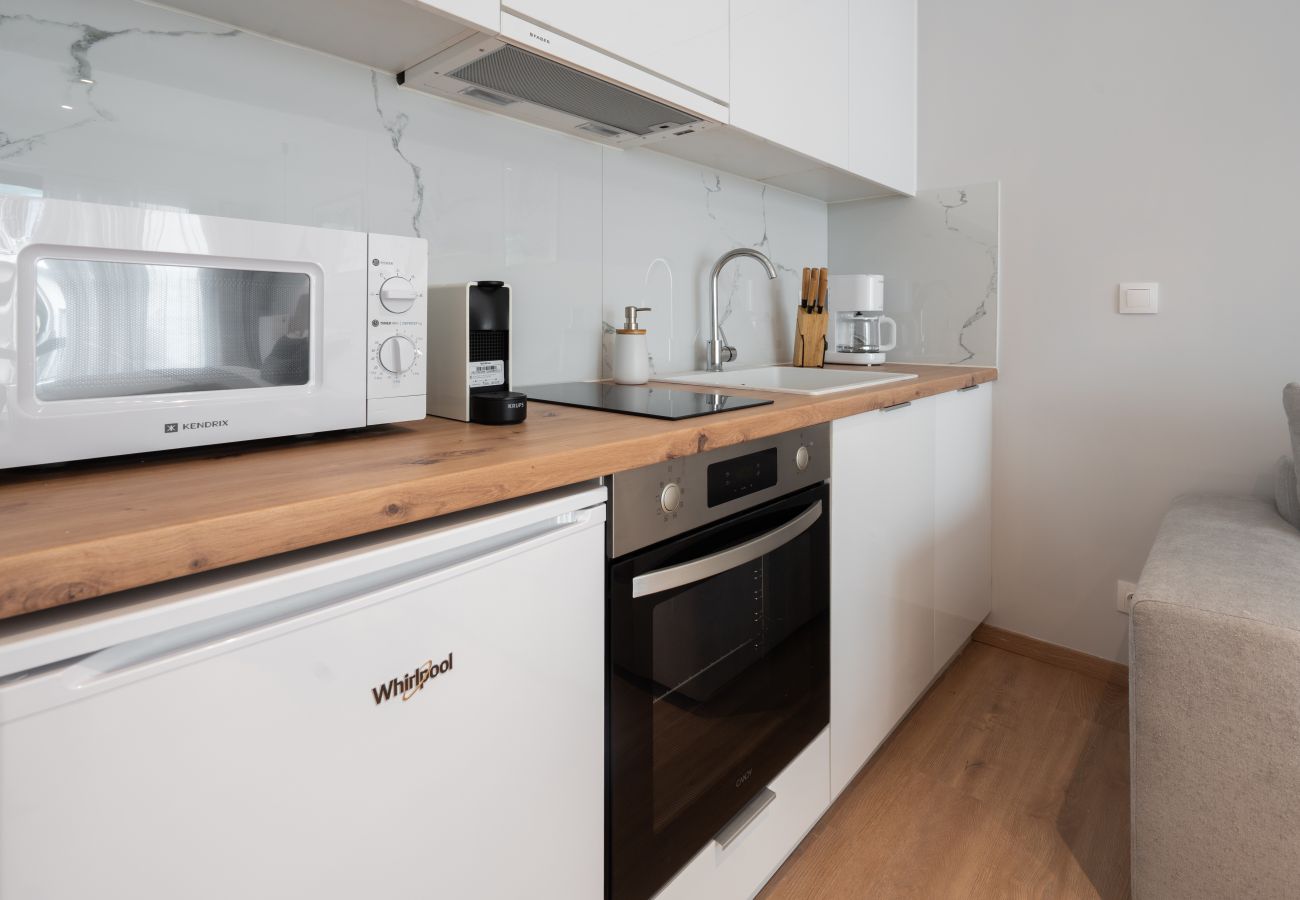 Studio in Athens - Silk Athens | City Suite with Balcony, Gym & Pool