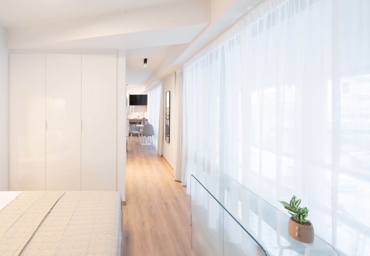 Apartment in Athens - Silk Athens | Urban Loft with Gym, Laundry & Pool