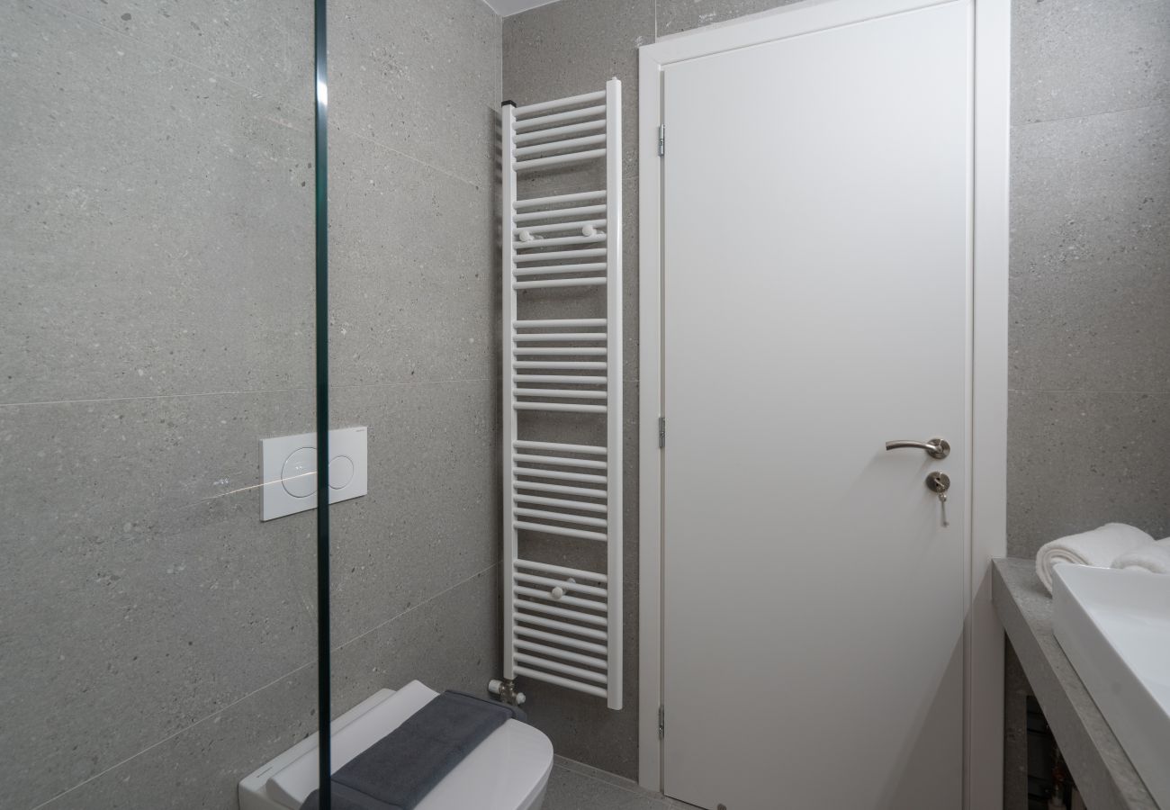Apartment in Athens - Silk Athens | Urban Loft with Gym, Laundry & Pool