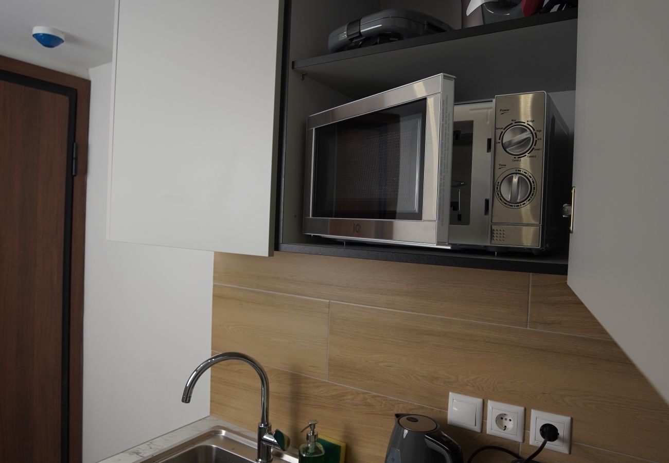 Studio in Athens - Lemon - Cosy Studio with Balcony in Athens Center