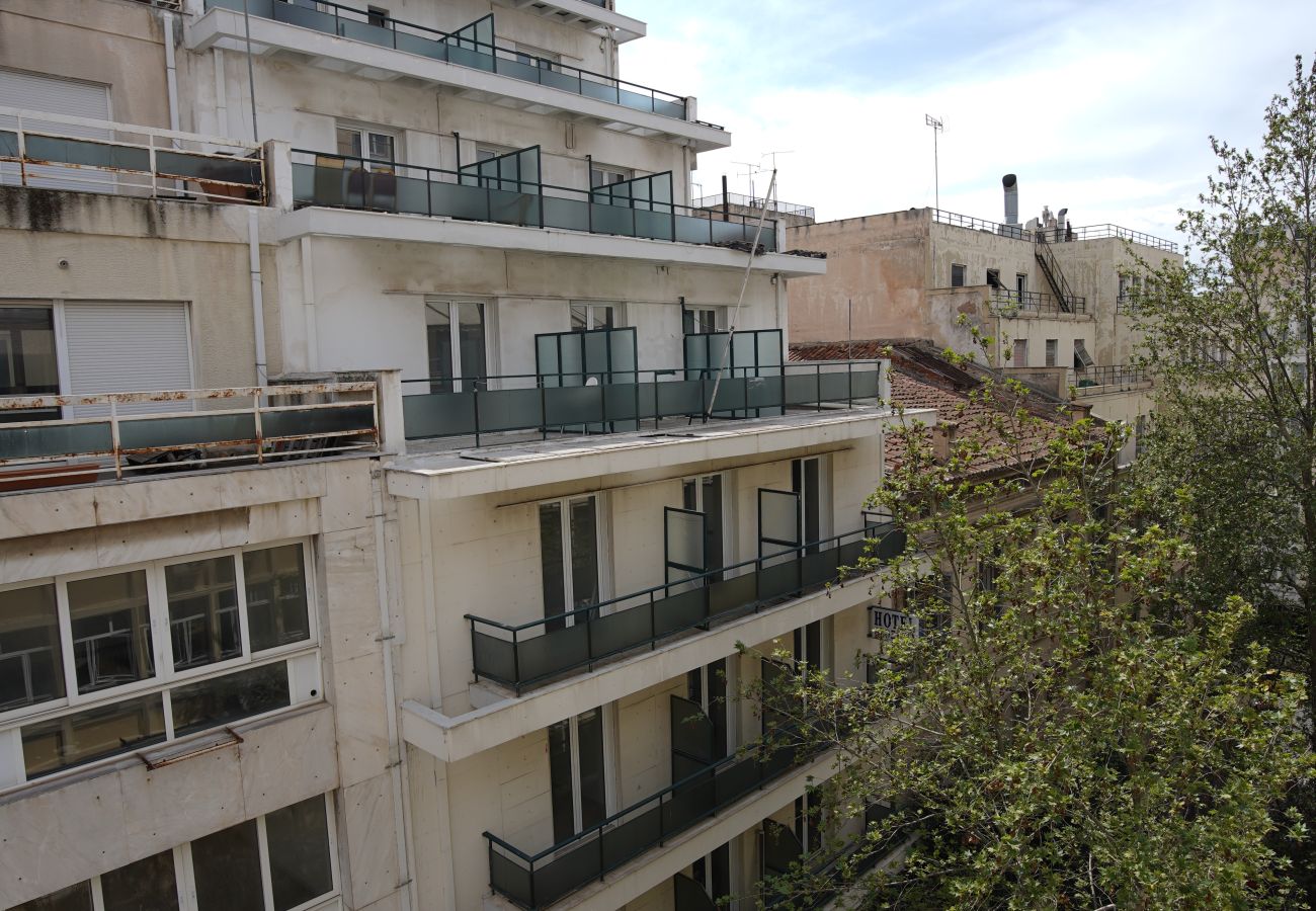 Studio in Athens - Lemon - Cosy Studio with Balcony in Athens Center