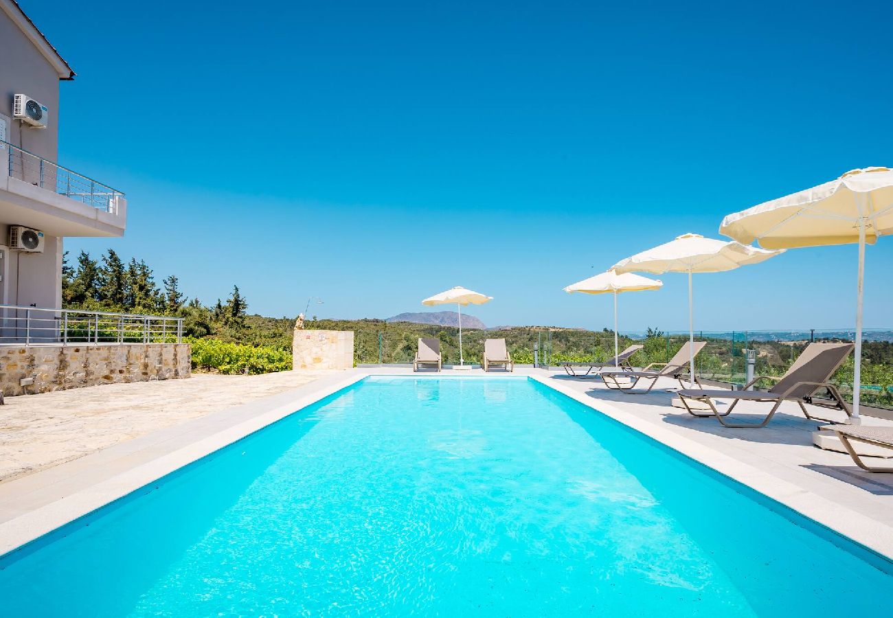 Villa in Douliana - Villa Konstantinos Hilltop Vineyard Escape