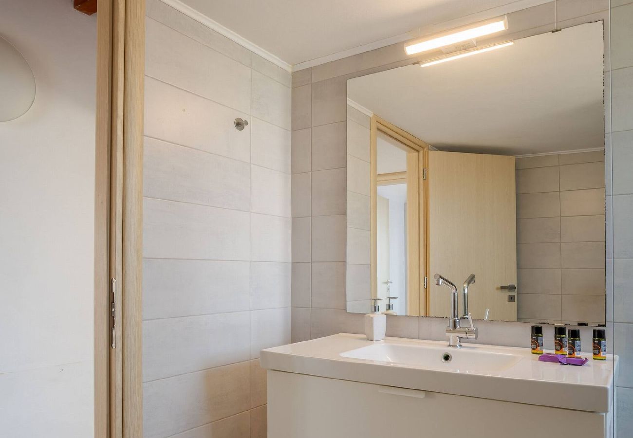 Villa in Douliana - Villa Konstantinos Hilltop Vineyard Escape