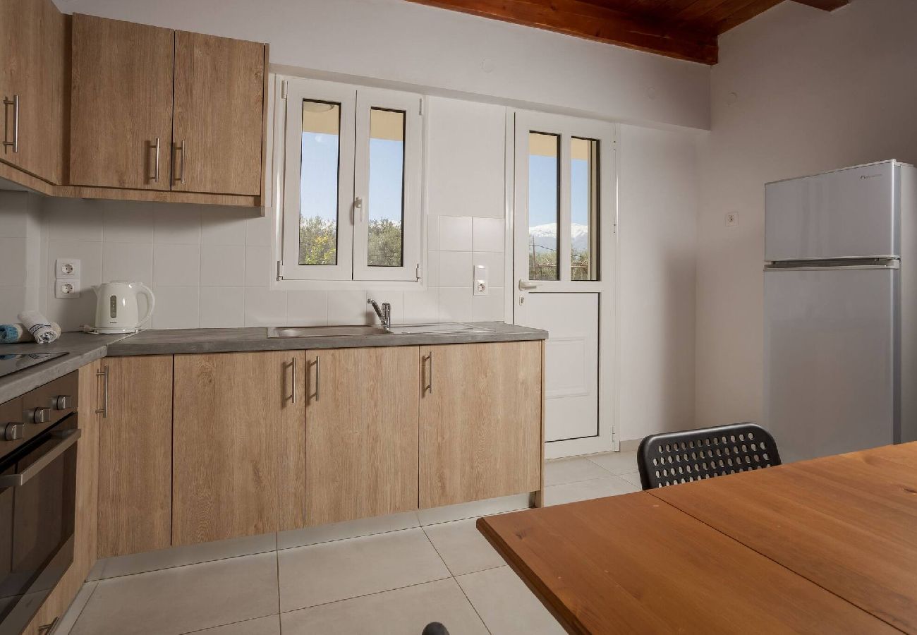 Villa in Douliana - Villa Konstantinos Hilltop Vineyard Escape