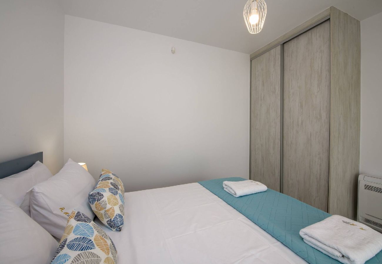 Villa in Douliana - Icarus Luxury Private  Villa