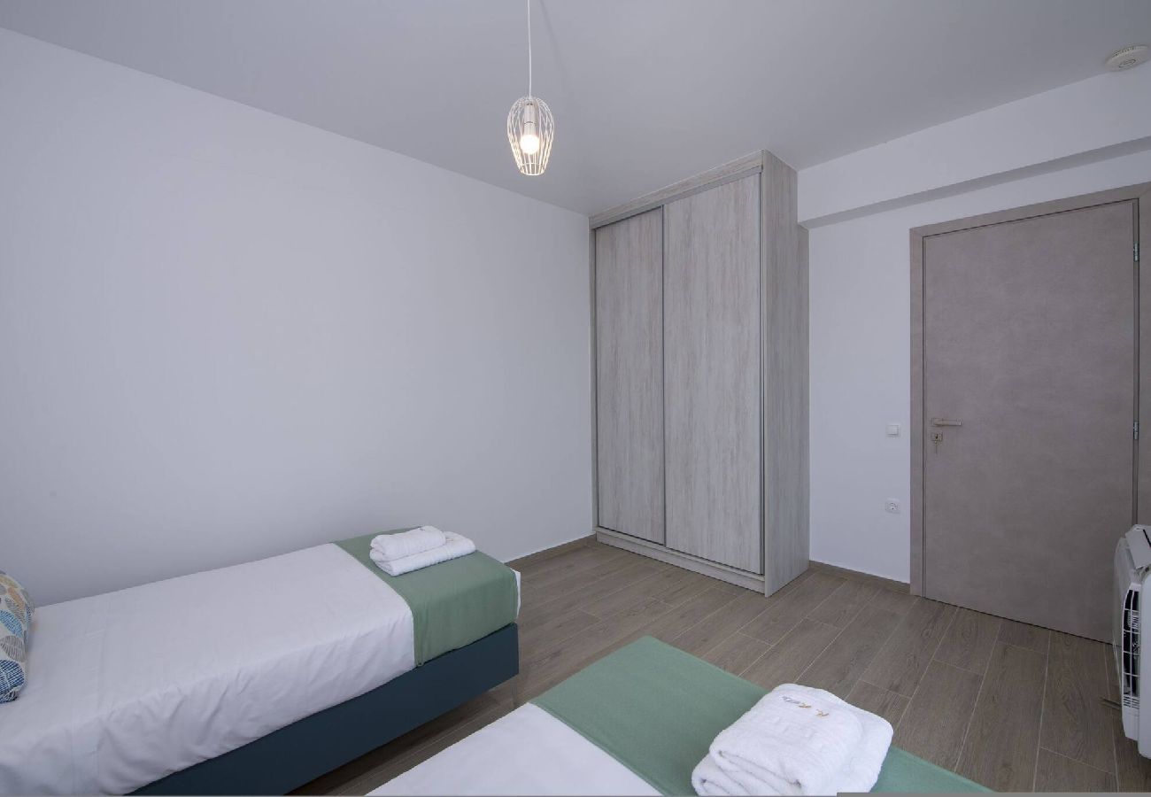 Villa in Douliana - Icarus Luxury Private  Villa