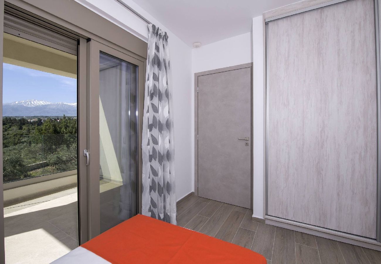 Villa in Douliana - Hermes Luxury Private  Villa