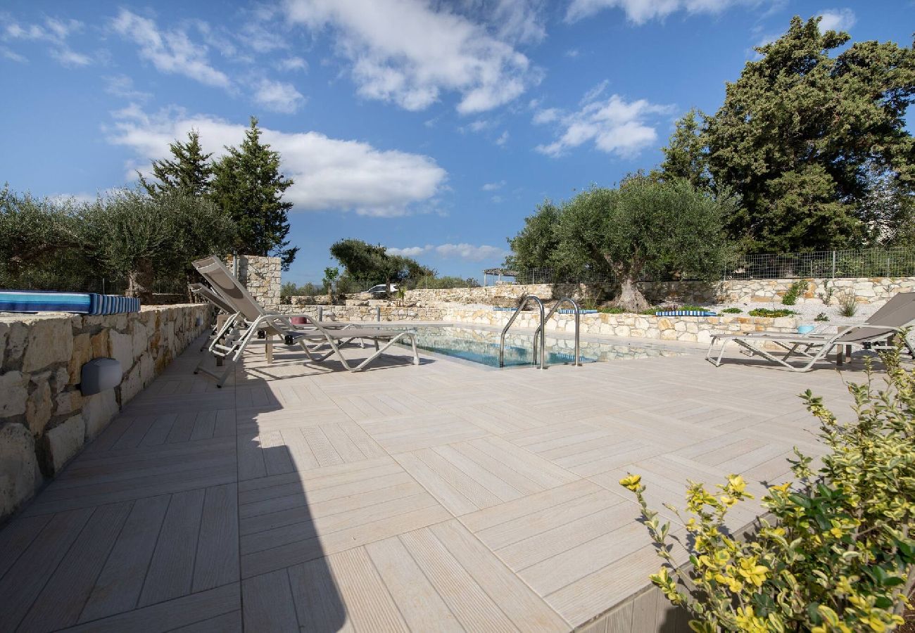 Villa in Douliana - Hermes Luxury Private  Villa