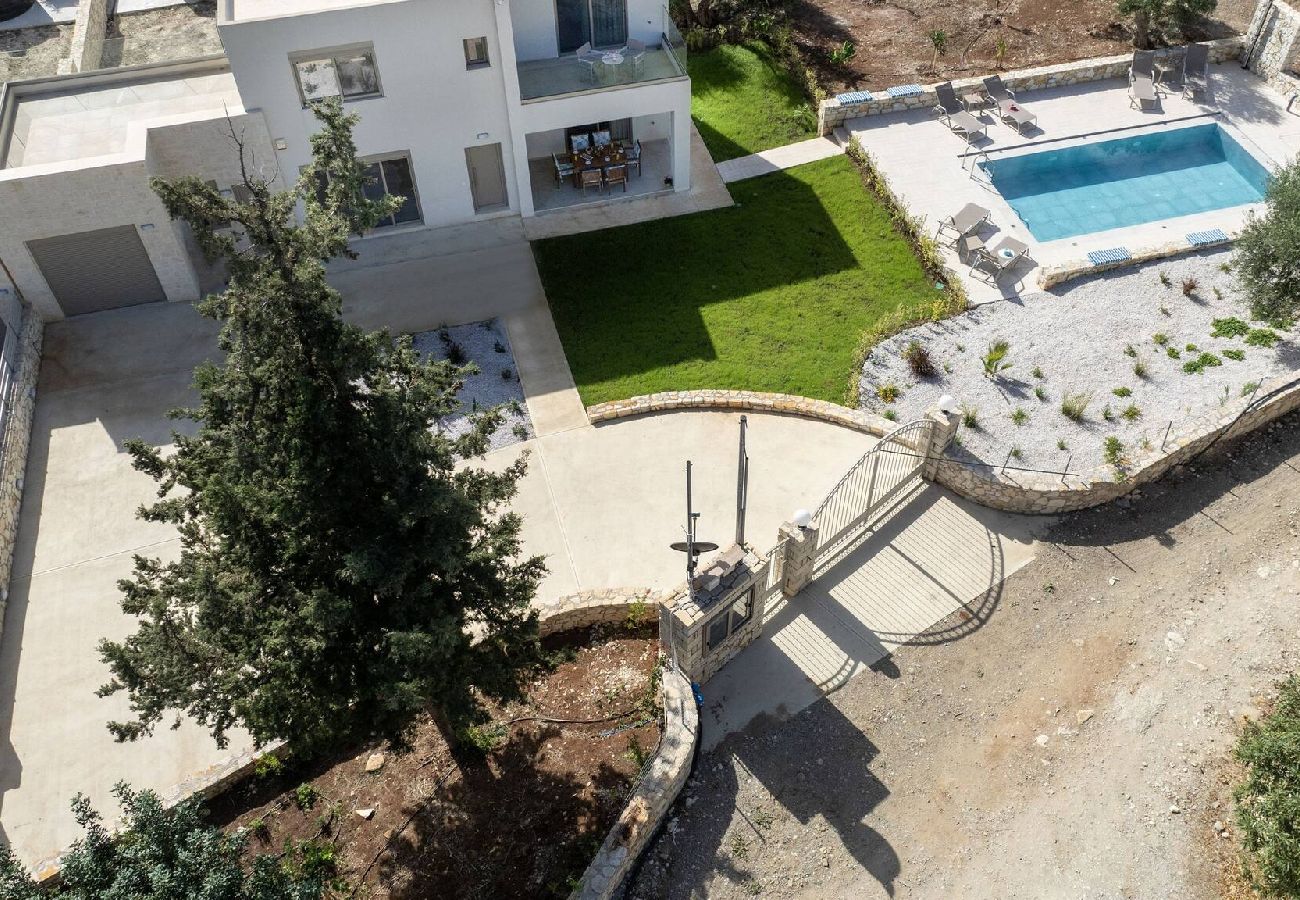 Villa in Douliana - Hermes Luxury Private  Villa