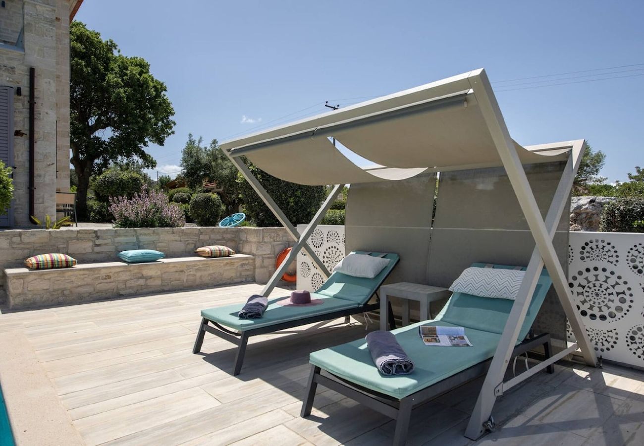 Villa in Prines - Villa Aurora Luxurius Living