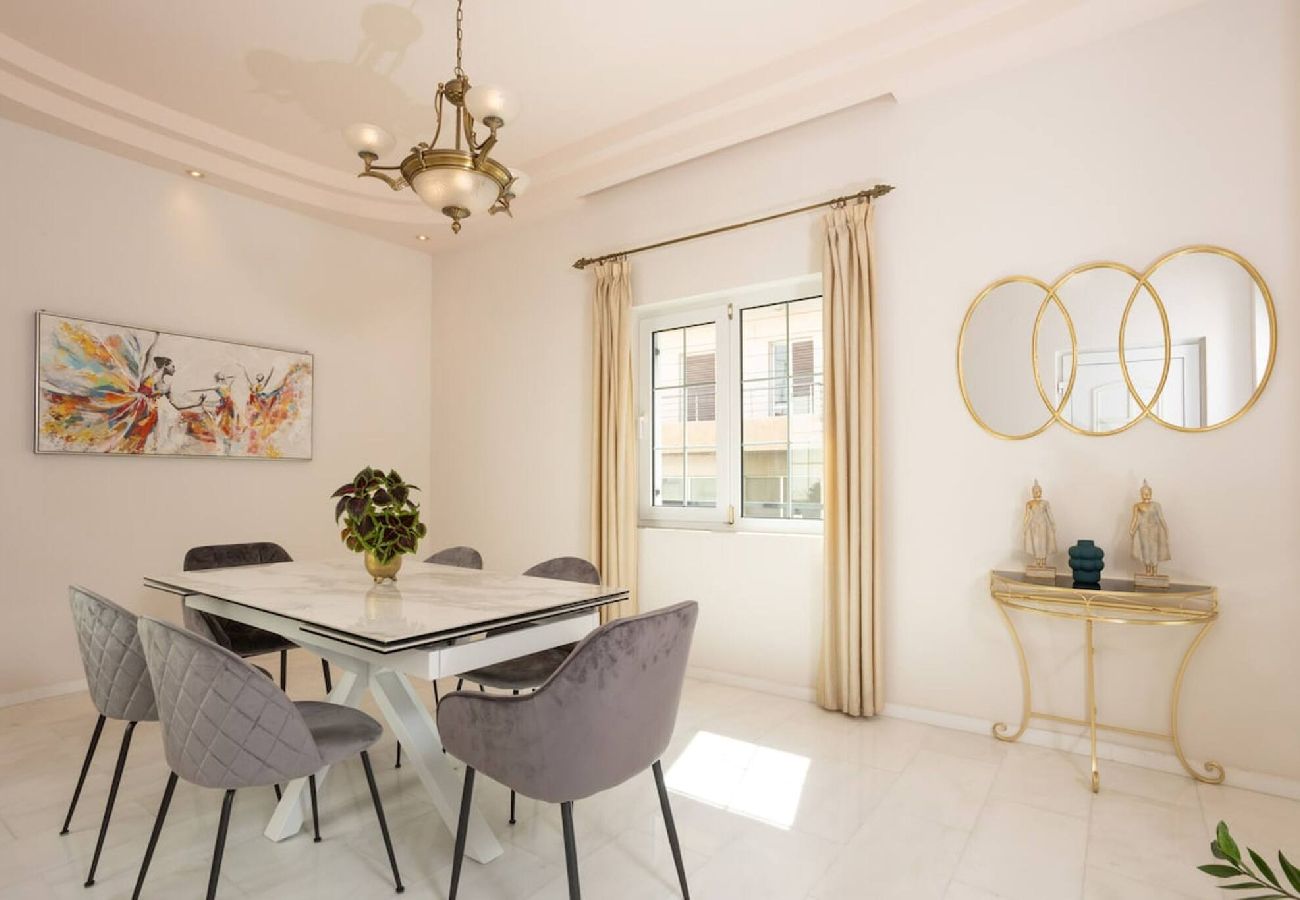 Apartment in Chania - The White Marble Luxury City Apt